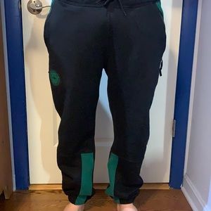 North face joggers- expedition proven